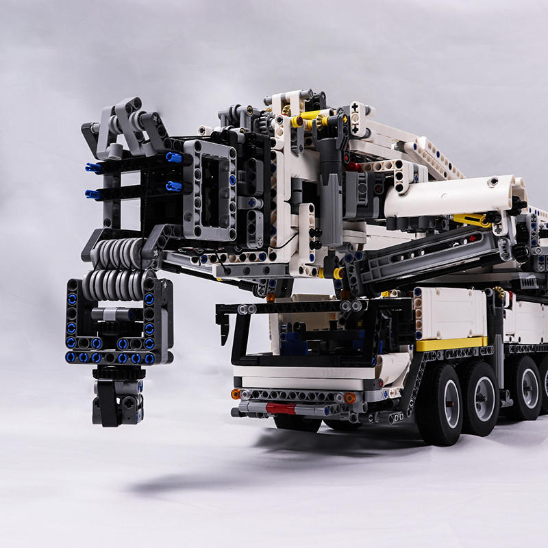 lego technic 2019 liebherr crane
