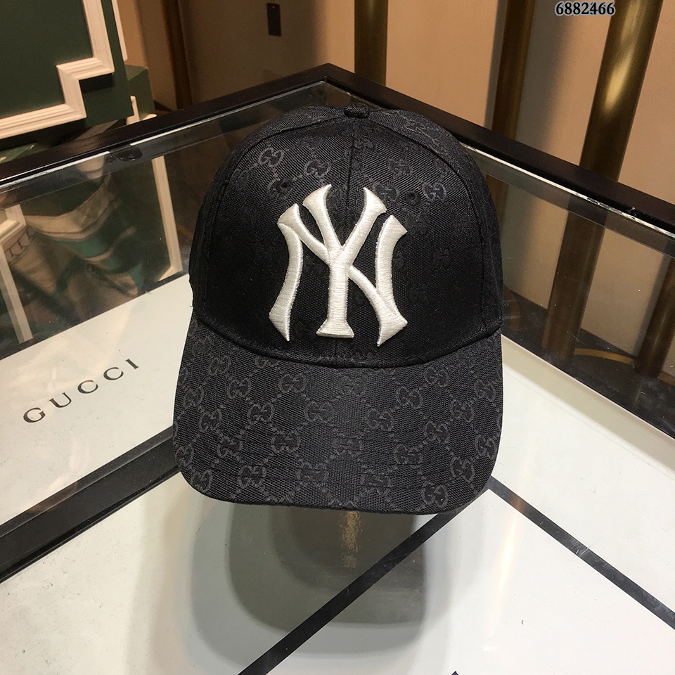 ホット販売 未使用 帽子 NY ヤンキースコラボキャップ GUCCI グッチ