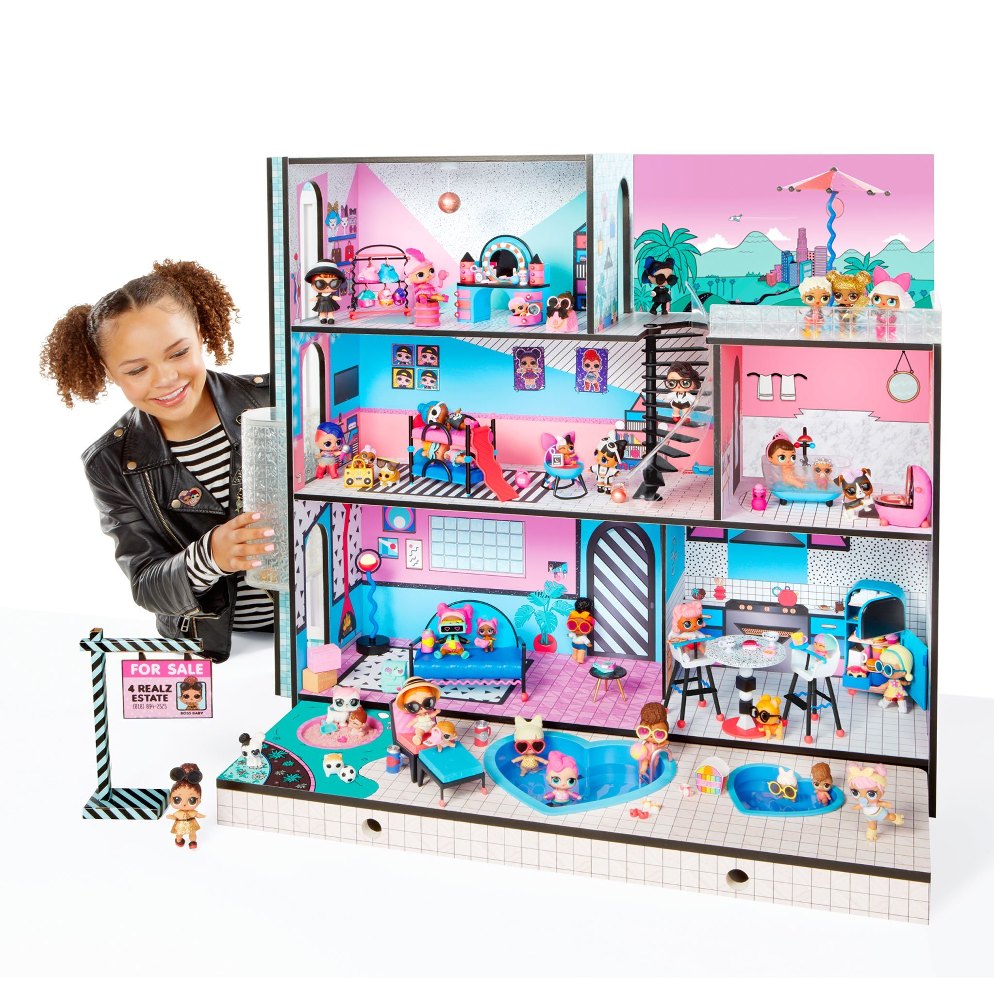 lol doll house