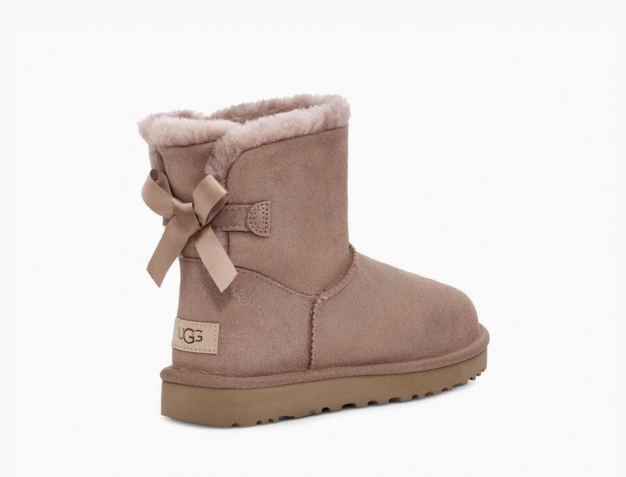 bailey bow ii shimmer boot