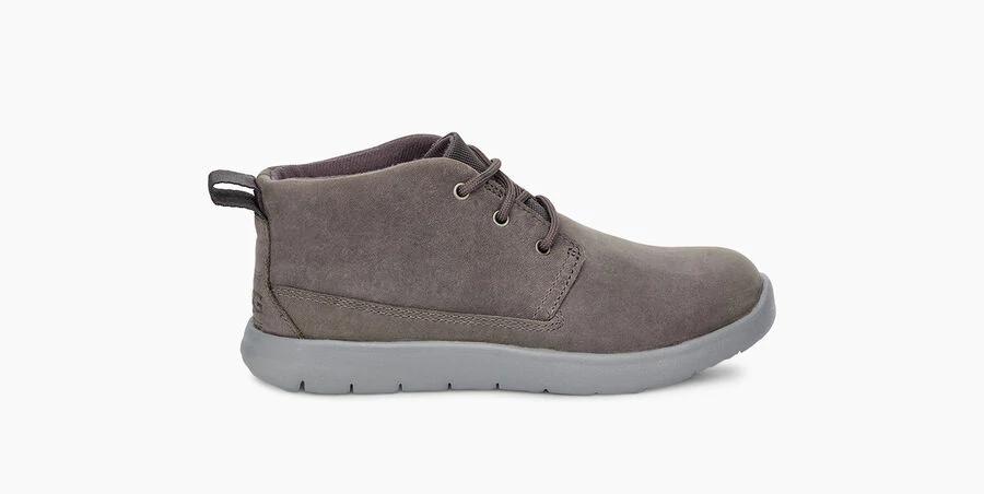 ugg canoe chukka