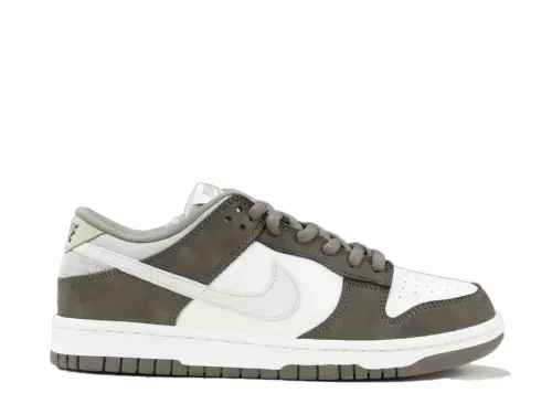 Otomo Katsuhiro x Nike SB Dunk Low