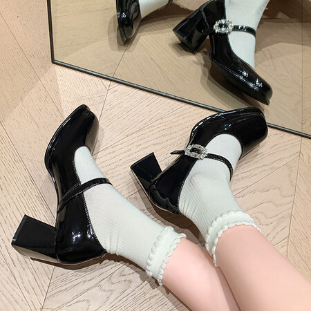 必入约会战鞋！24春季新款上架，精致女神，里外全皮