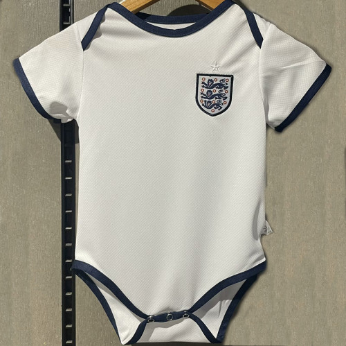24/25 England Home  Baby Infant Crawl Suit