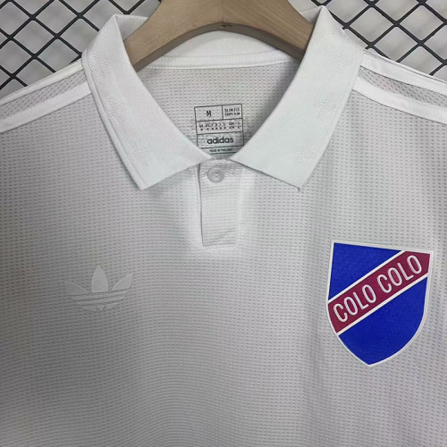 25/26 Colo-Colo 100th Anniversary Edition White T-shirt（蓝色队标）