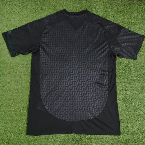 24/25 RMA Black Special Edition  Fans Soccer Jersey