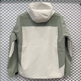 24/25 F700 NK White &Green Single Layer Windbreaker(连帽冲锋衣）