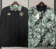2024 Man Utd Black& White Green Double sided Windbreaker (双面风衣)