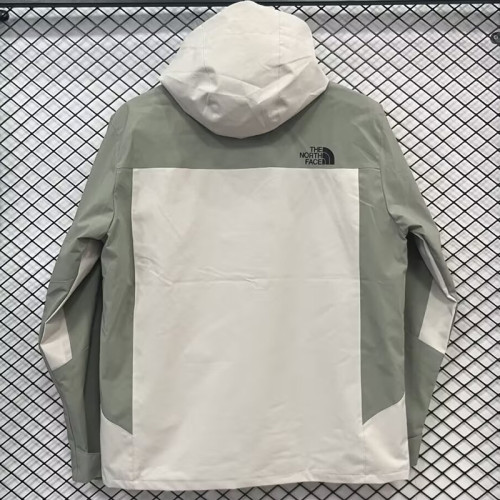 24/25 F701 TNF Green & White Single Layer Hooded Windbreaker (连帽）
