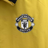 24/25 Man Utd Yellow & Red Double Sided Windbreaker (双面风衣)