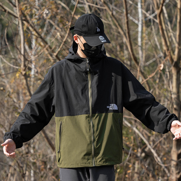 2025 New THE NORTH FACE Men Black Hooded Windbreaker男黑