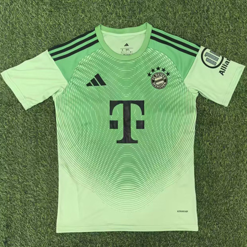 25/26 Bayern Goalkeeper Green Fans Soccer Jersey