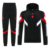 24/25 Man Utd Black Retro Edition Hooded  Tracksuit(袖红白相间）