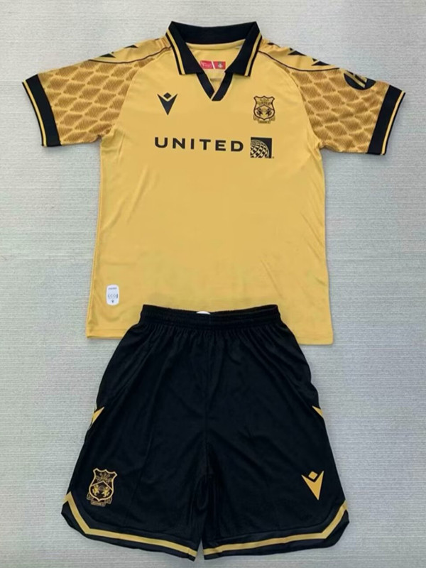 24/25 Wrexham Away  Kids  Soccer Jersey
