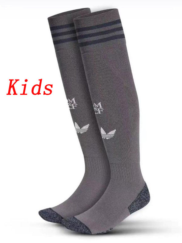 24/25 RMA Third Fans Kids Socks(二客、儿童)