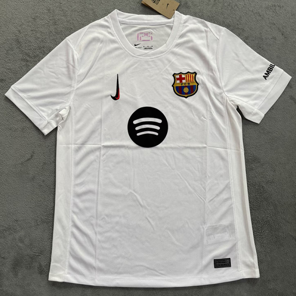 25/26 BAR White Fans Soccer Jersey(黑胸花)