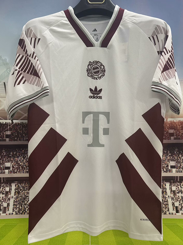 25/26  Bayern White  Fans Training Shirts