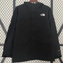 24/25 New TNF Black  Windbreaker(前直衣兜）