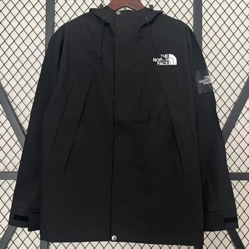 24/25 New TNF Black  Windbreaker(侧衣兜）