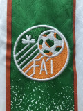 1994 Ireland Away Retro Soccer Jersey(胸前带广告）