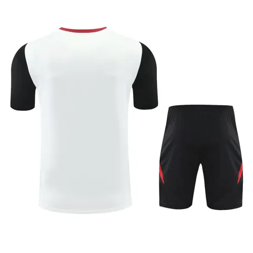 25/26 Man Utd White Training Short Suit