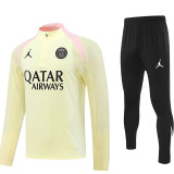 24/25  PSG Beige Player version Half Pull Tracksuit  (球员版、半拉链)