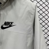 24/25 F700 NK White Single Layer Windbreaker (连帽冲锋衣）
