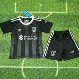 25/26  LIV Grey Black Goalkeeper Kids  Soccer Jersey（肩上三白边）