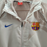 25/26  BAR  Beige Extended Edition Windbreaker