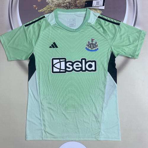 25/26 Newcastle Goalkeeper Green Fans  Soccer Jersey