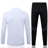 25/26  JUV White  Half Pull Tracksuit #B2561 (绿色队标、半拉链)