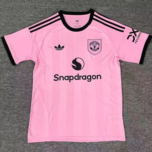 25/26 Man Utd Goalkeeper Pink  Fans Soccer Jersey