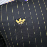 25/26 Man Utd Leisure Edition Black Player Version Soccer Jersey黄色细线