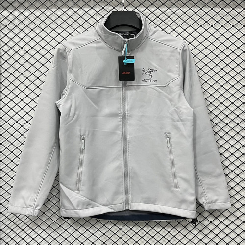 25/26 RK906 White Thickened Assault Stand Collar Windbreaker (立领加厚冲锋衣）
