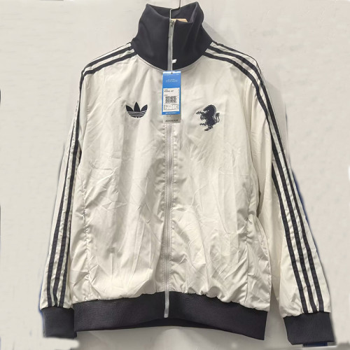 25/26 JUV Beige Embroidery windbreaker