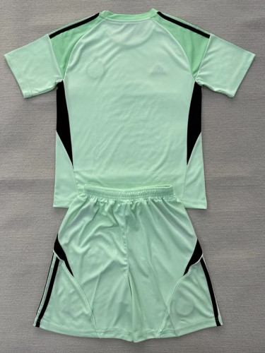 25/26 Celtic Goalkeeper Green Kids  Soccer Jersey