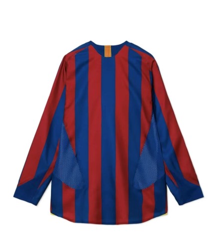 05/06  BAR Home player version Retrot Long Sleeve Soccer Jersey