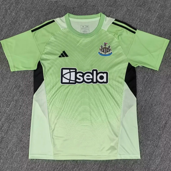 25-26 Newcastle Goalkeeper Fans Soccer Jersey