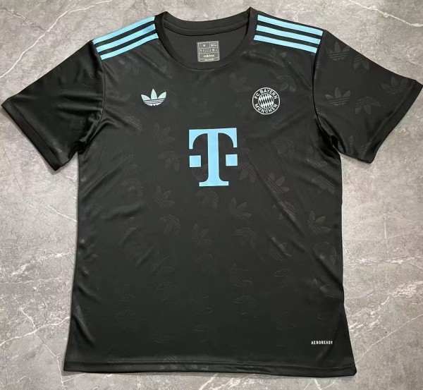 24-25 Bayern Black GoalKeeper Fans Training shirts