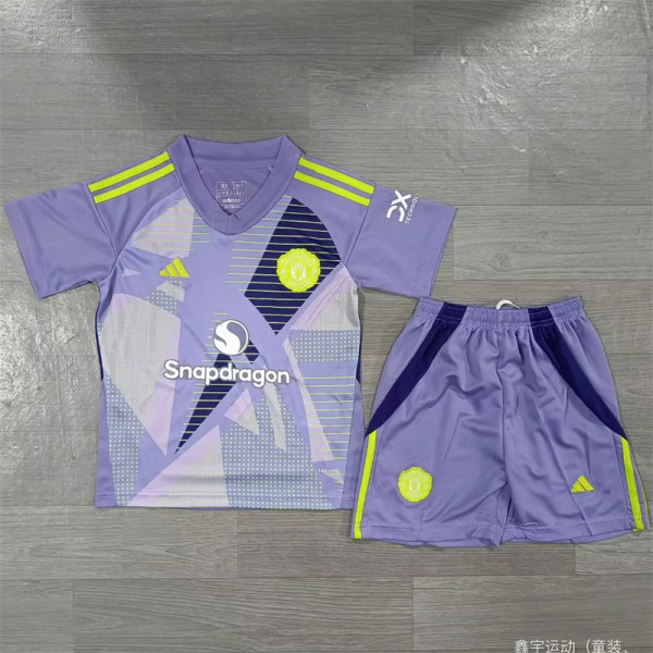 Kids kit 24-25 Manchester United (Goalkeeper) Thailand Quality