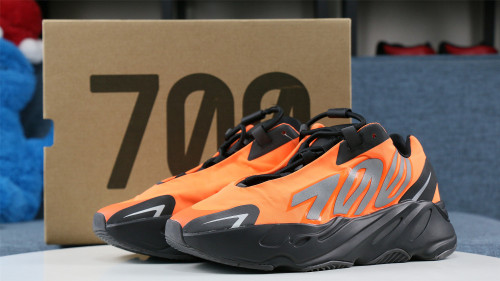 Abbsneakers Abbsneakers Yeezy Boost 700 MNVN