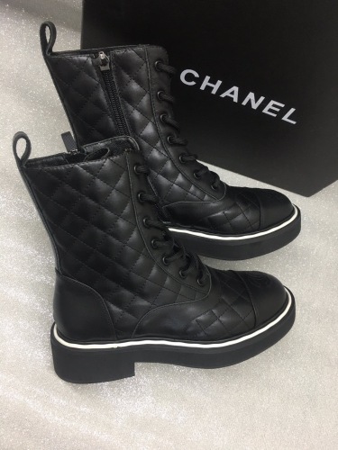 Women C*hanel Top Boots ( Arrenfashion)