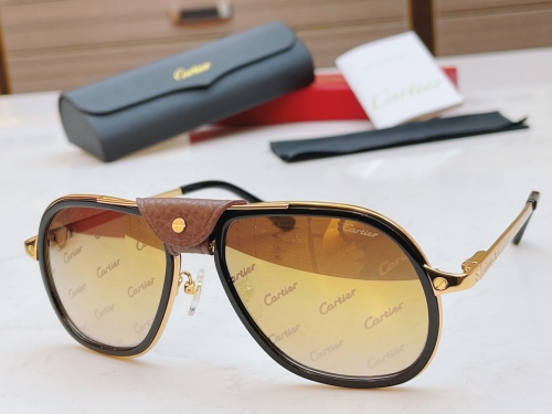 Abbsneakers C*artier Glasses Top
