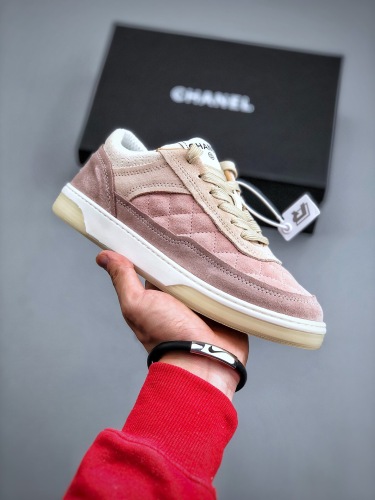 Women C*hanel Sneakers ( Arrenfashion)