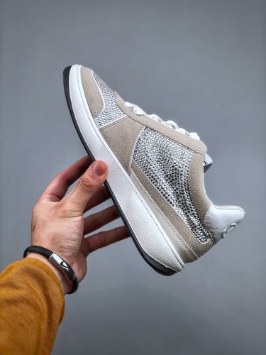 Women C*hanel Sneakers ( Arrenfashion)