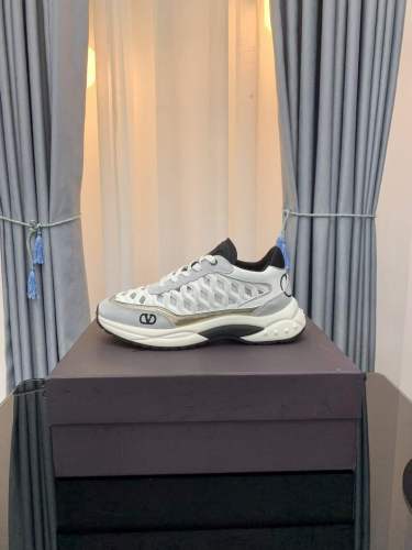 Women Men V*alentino Sneakers ( Arrenfashion)