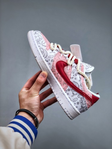 Nike SB Dunk Low (Arrenfashion)