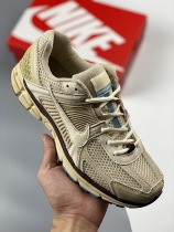 Nike Zoom Vomero 5 SP (Arrenfashion)