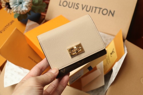L*ouis V*uitton Top Bag (arrenfashion)