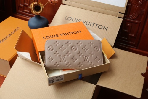 L*ouis V*uitton Top Bag (arrenfashion)